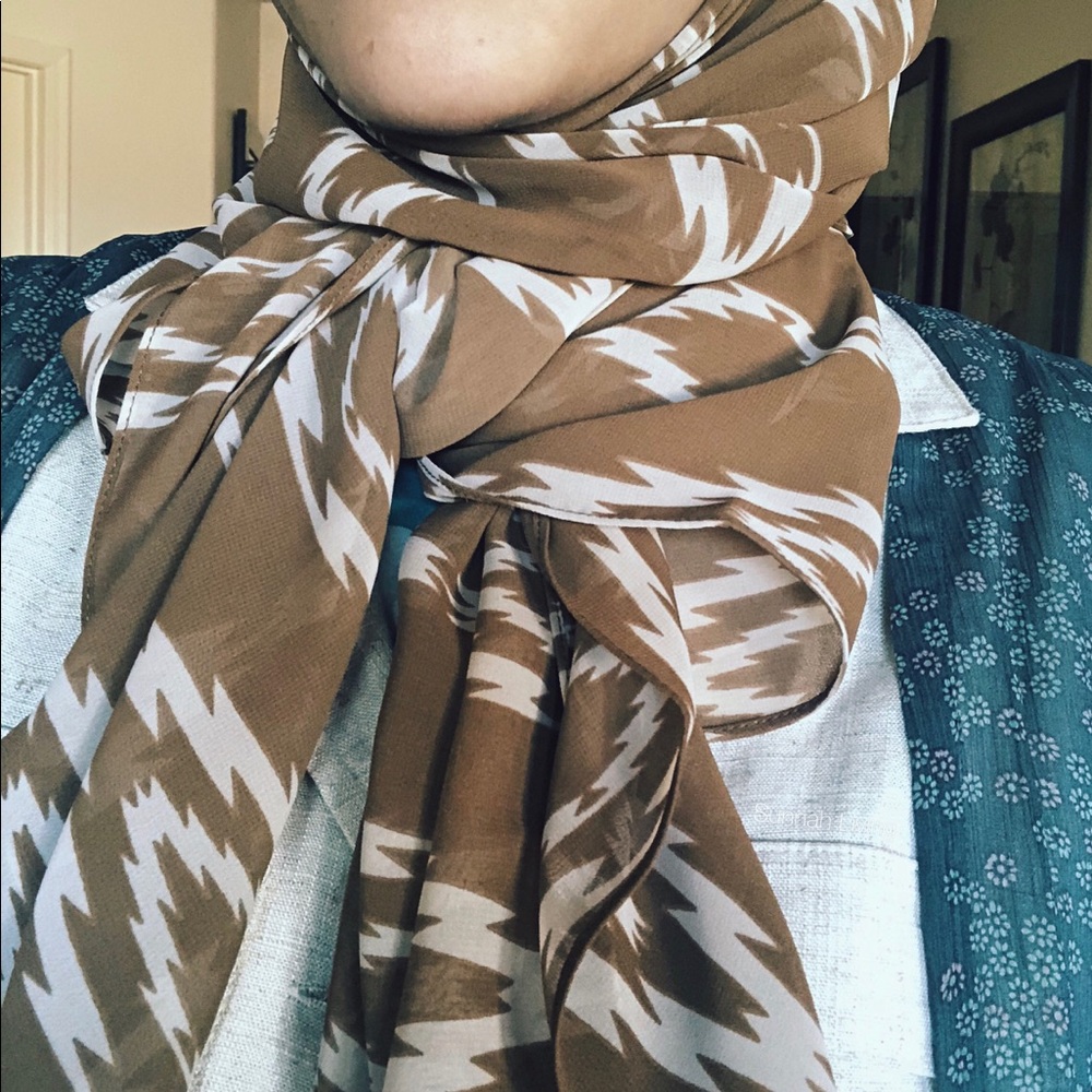 Meet your Posher, Samia